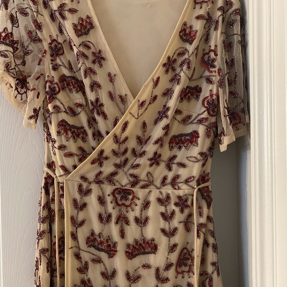 Dress - Picture 5 of 6